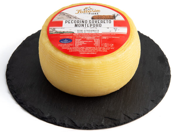 PECORINO MONTEPORO SOVERETO (1KG) APROX FATTORIA DELLA PIANA